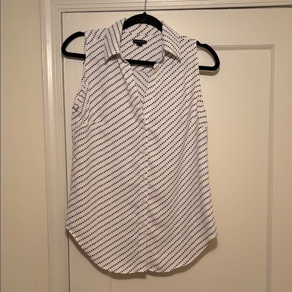 Ann Taylor Sleeveless White Blouse with black Diagonal Dot Stripes